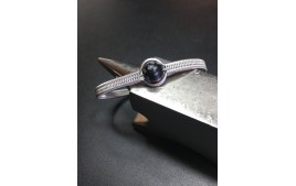 Charmant Obsidienne mouchetée ou flocons de neige